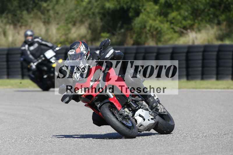/43 08.08.2025 Discover the Bike ADR/Bike 1 gruen/235